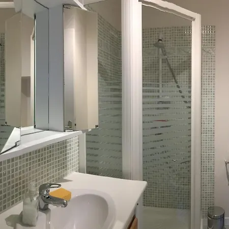 La Maison Des Matignon 2 3*