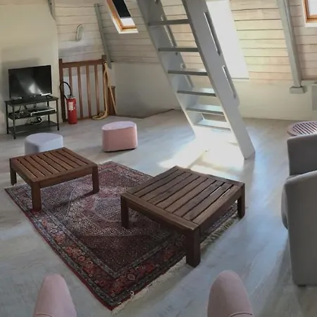 La Maison Des Matignon 2 לינה וארוחת בוקר גראנוויל