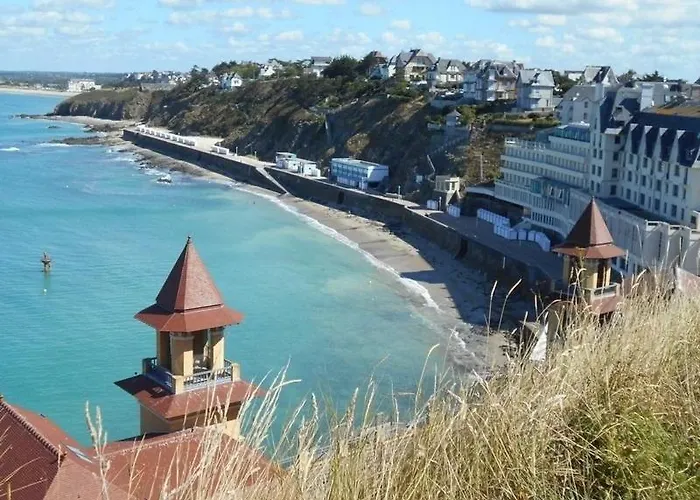 ベッド・アンド・ブレックファスト La Maison Des Matignon 2